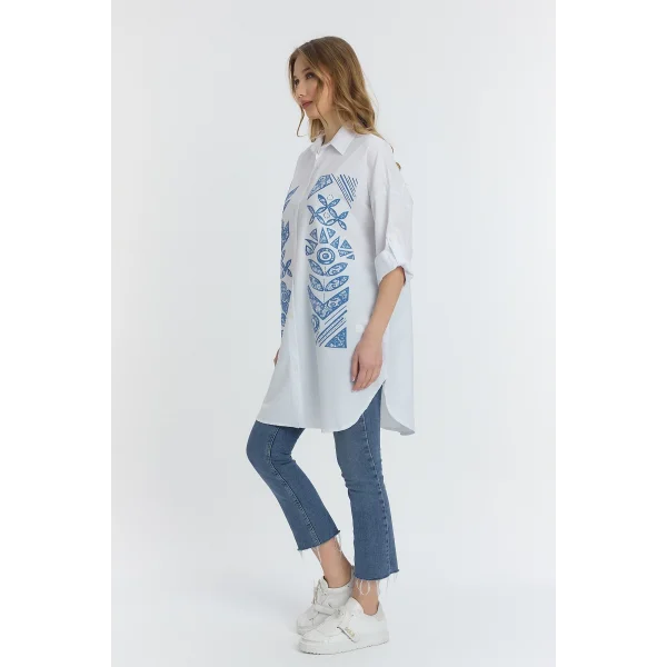 Şili çiçek figürlü oversize kadın gömlek-Beyaz
