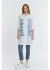 Şili çiçek figürlü oversize kadın gömlek-Beyaz