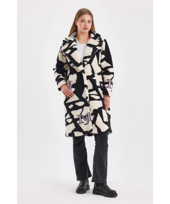 Zebra Düğmeli Kaban