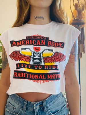 Baskılı crop tshirt