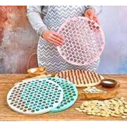 PLASTLİFE KP-121 ( BÜYÜK & 32CM ) MANTI KALIBI PLASTİK*48=K