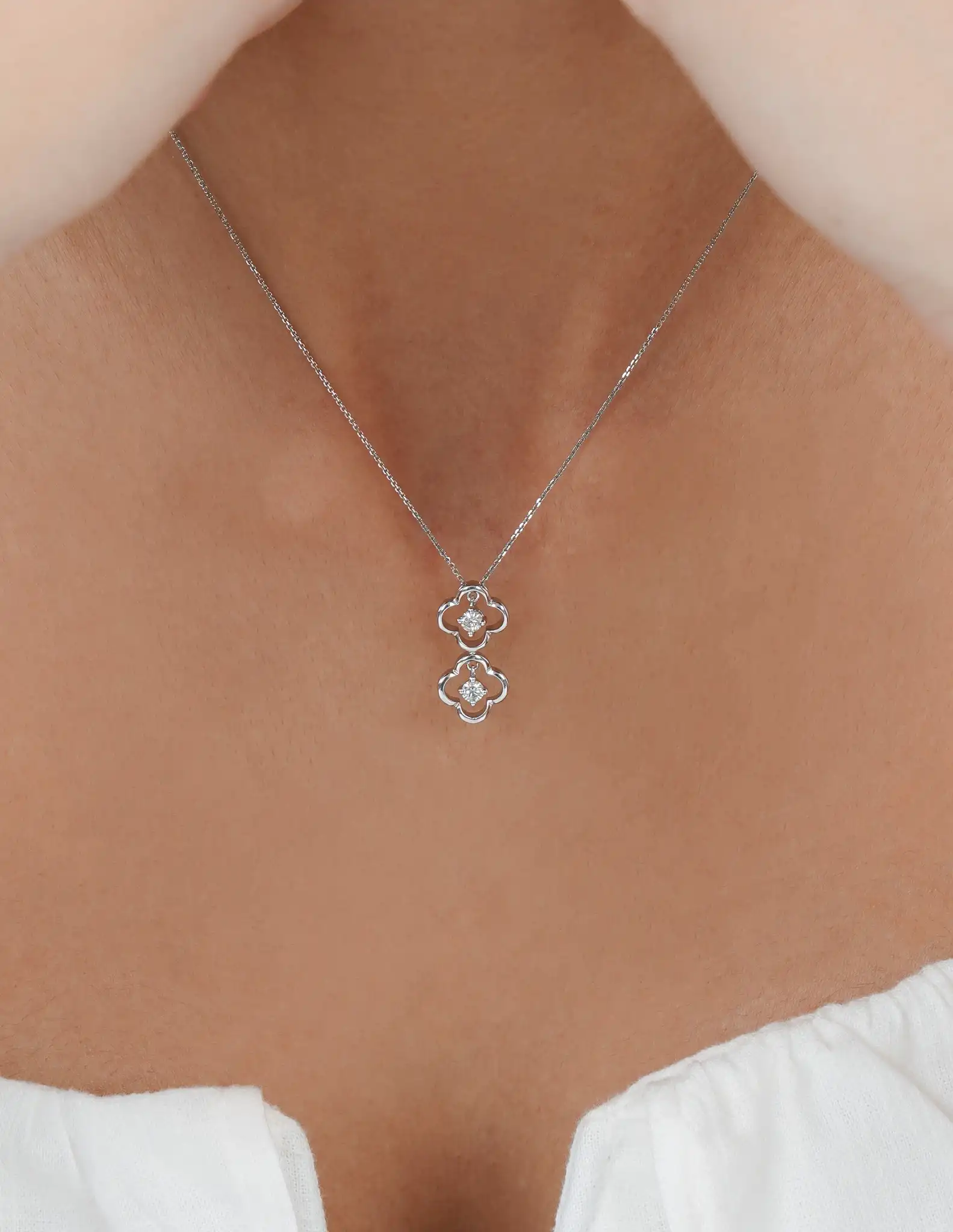 0.17 Ct. Pırlanta Taşlı Kolye