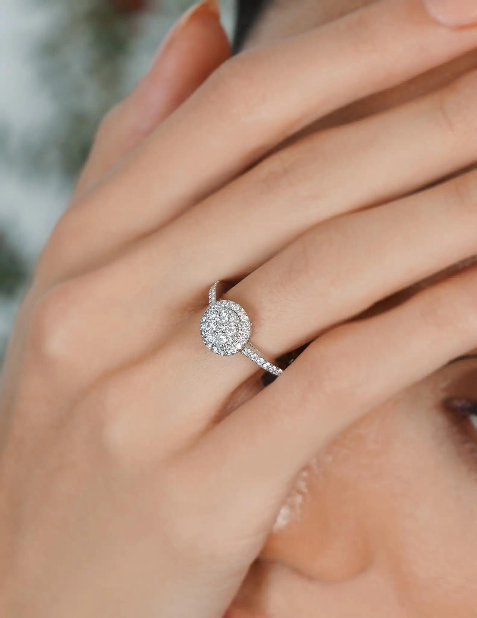 0.58 Ct. Pırlanta Baget Yüzük