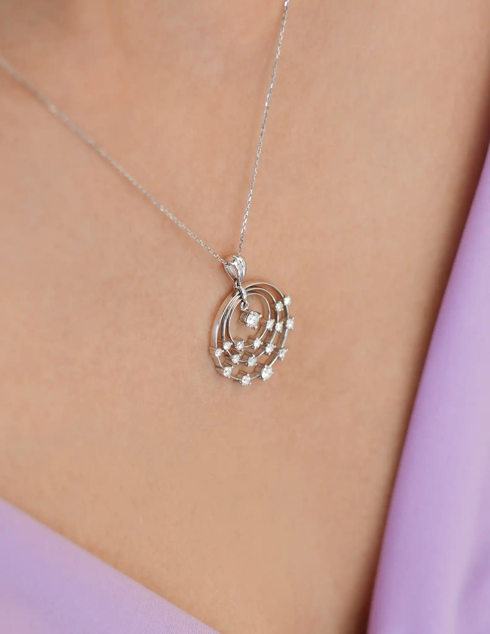 0.67 Ct. Pırlanta Taşlı Kolye
