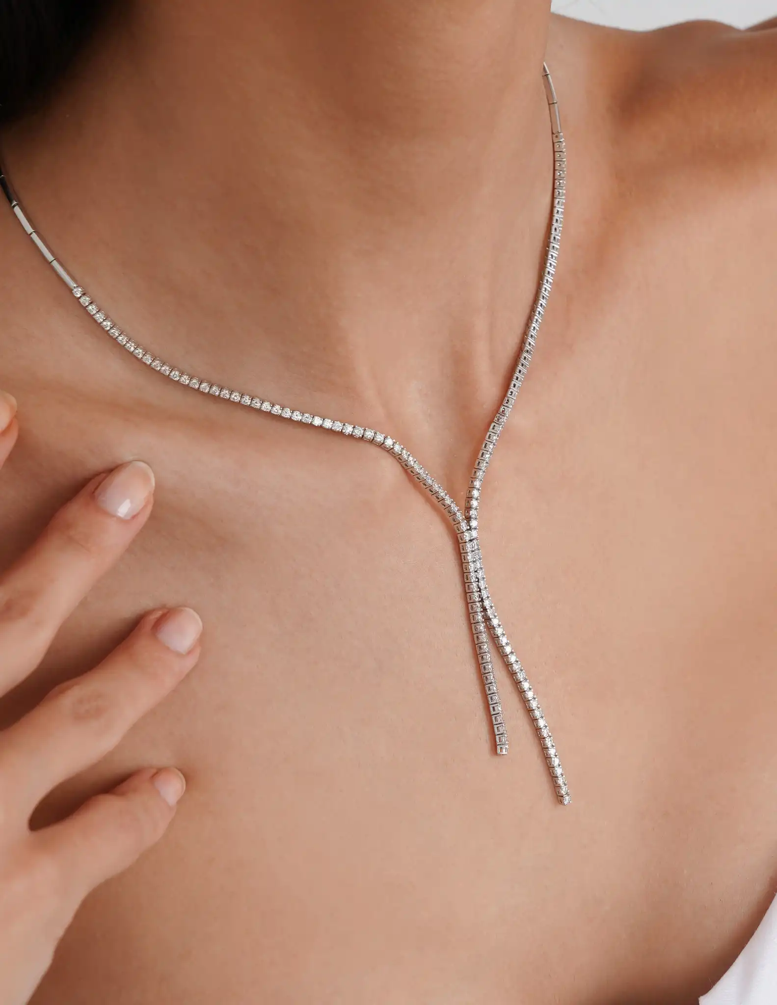 3.89 Ct. Pırlanta Suyolu Kolye