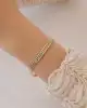 Taş ve Dorika Detaylı Altın Bileklik