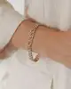 Çizgi Desenli Altın Bileklik