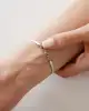 Beyaz Altın Çizgili Kelepçe Bileklik