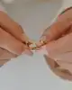 Beyaz Altın Detaylı Halka Küpe