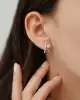 Beyaz Altın Taşlı X Küpe