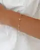 Çiçek Figürlü Altın Bileklik