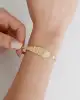 Çizgi Desenli Hologramlı Altın Bileklik