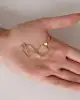 Kare Formlu Taşlı Küpe
