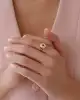 Pembe Kalpli Altın Kozmos Yüzük