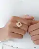 Pembe Taşlı Altın Yüzük