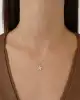Turuncu Taşlı Altın Çiçek Kolye