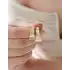Çizgi Desenli Hologramlı Altın Küpe