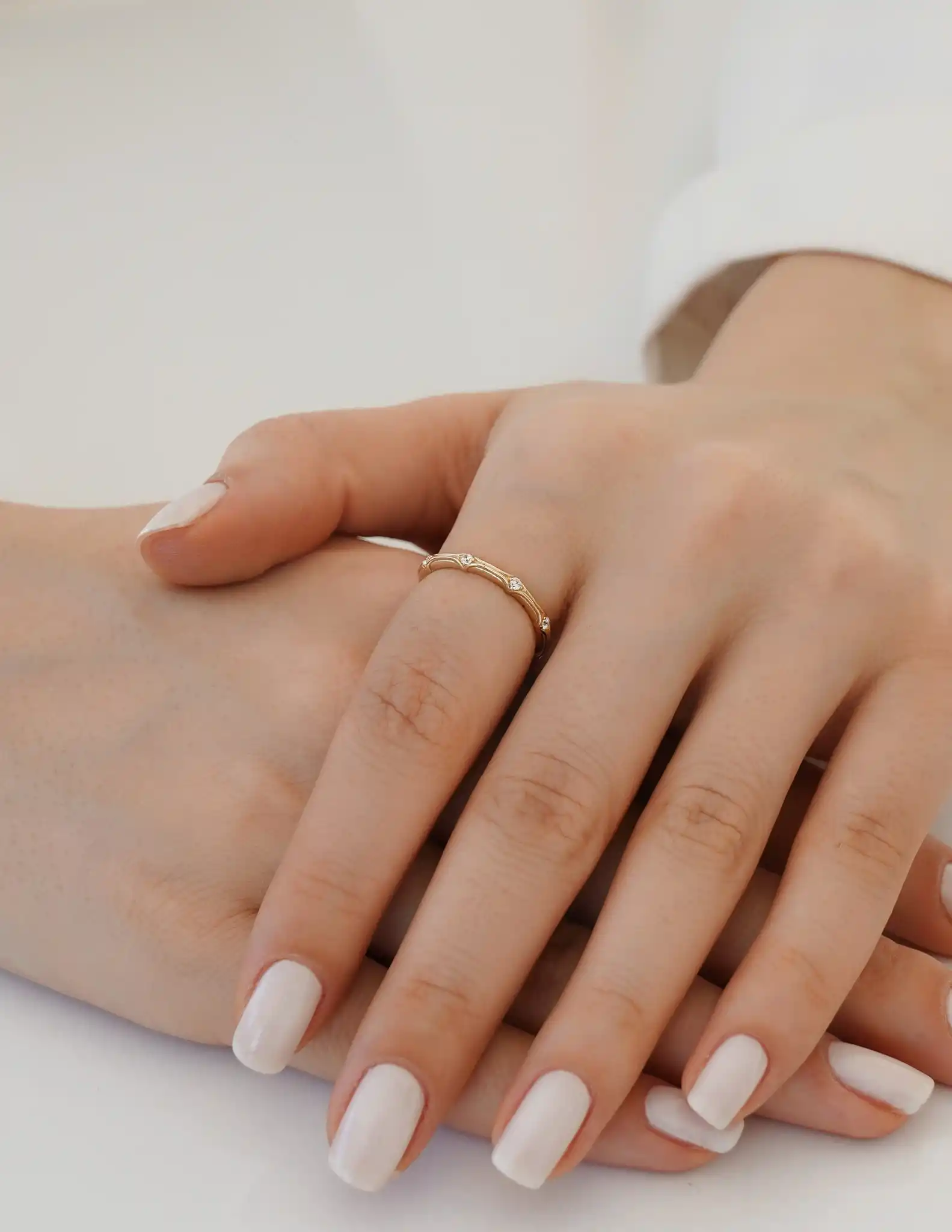 Altın Taşlı Yüzük