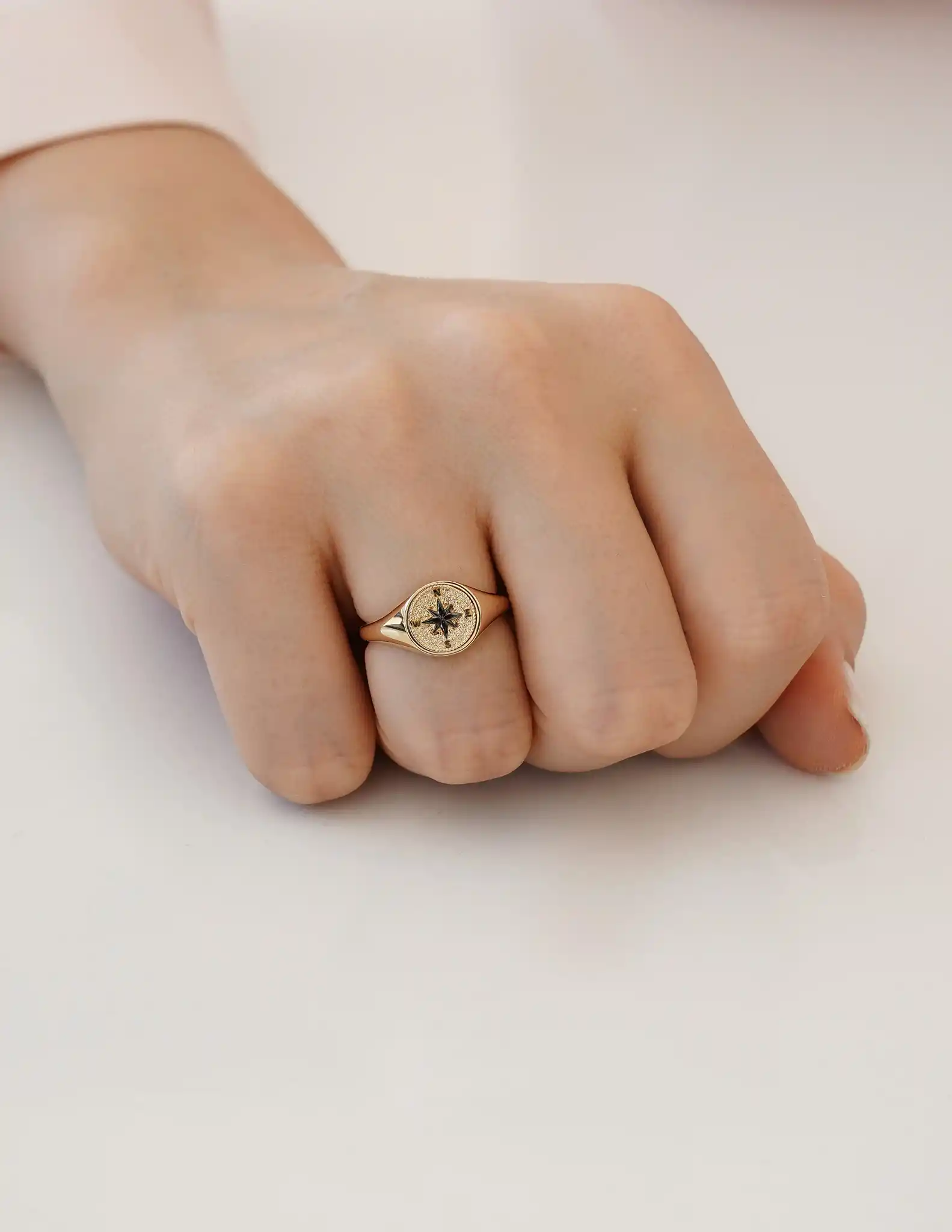 Pusula Altın Yüzük