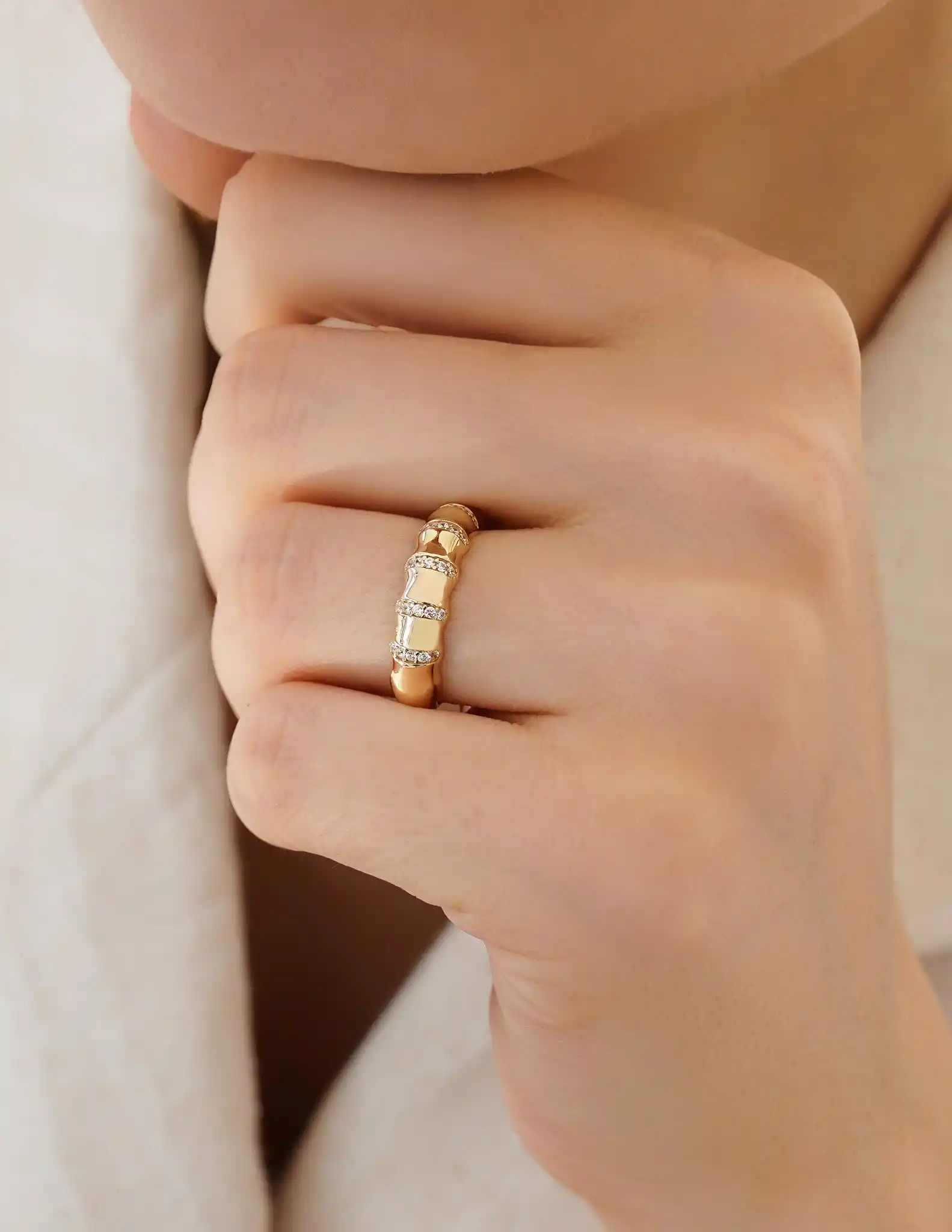 Taşlı Bold Kemik Yüzük