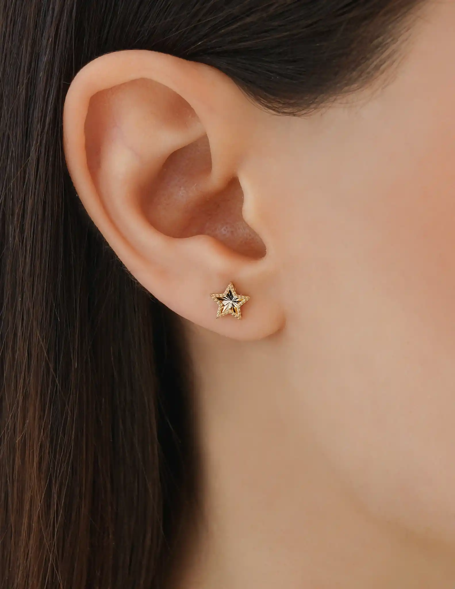 Altın Yıldız Küpe