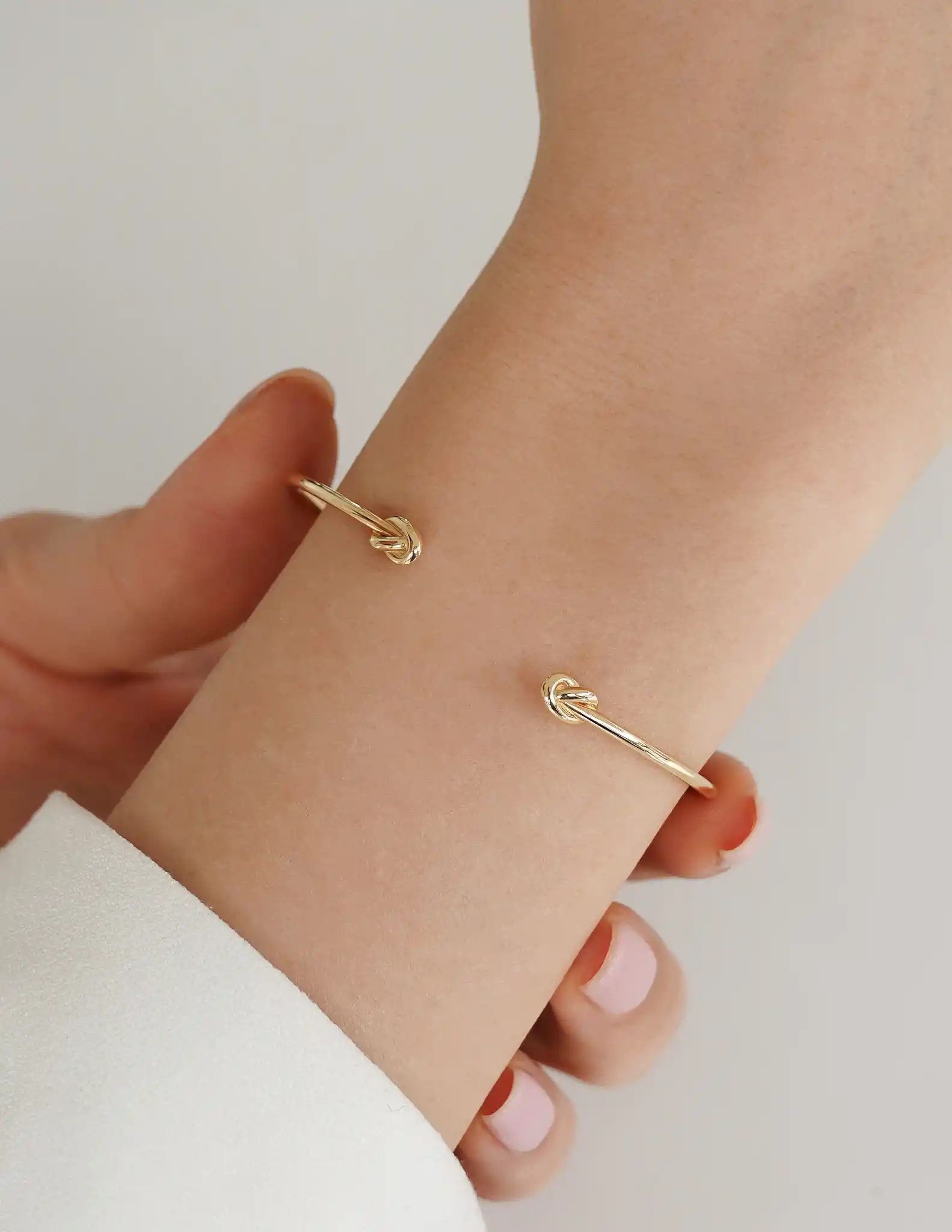 Altın Düğüm Kelepçe Bileklik