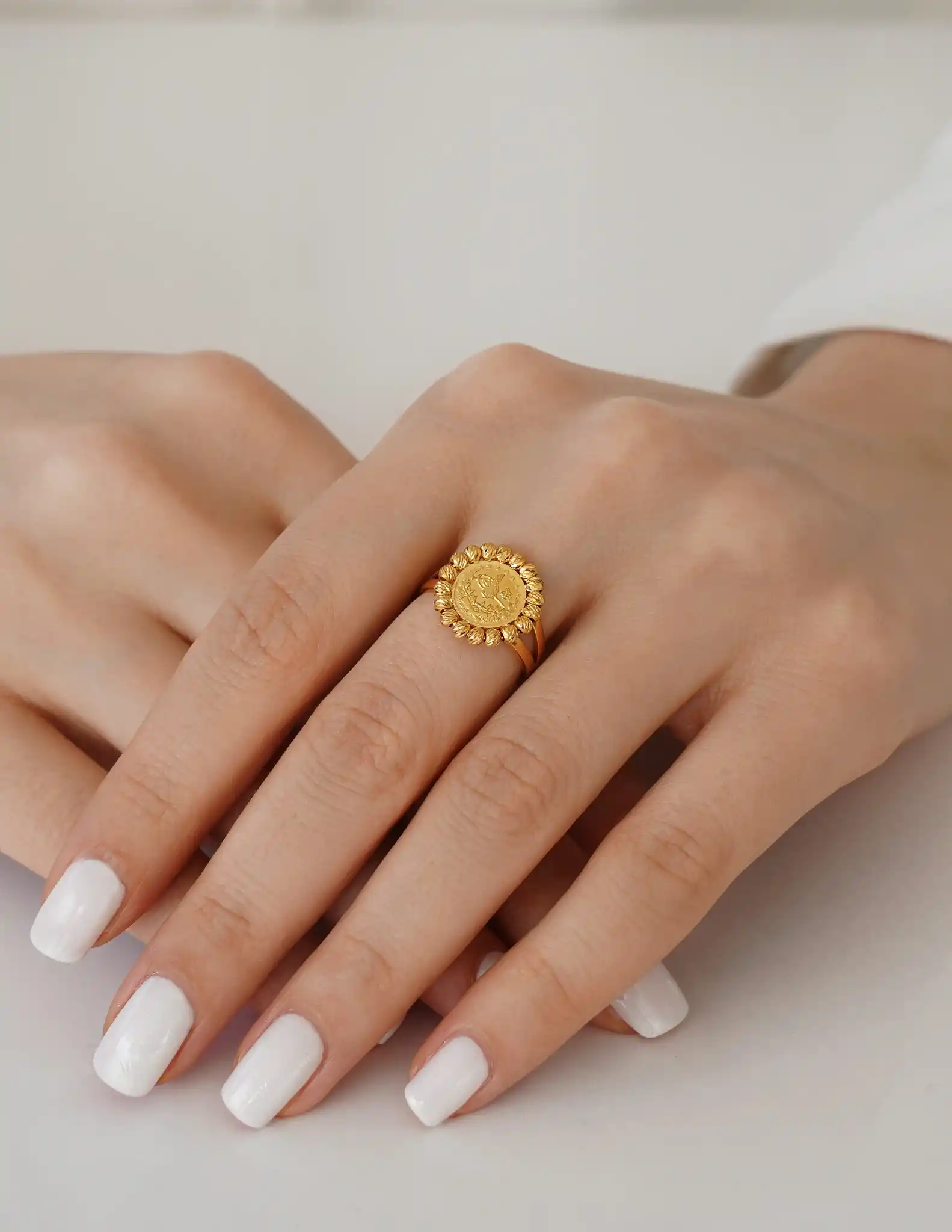 22 Ayar Dorika Toplu Reşat Yüzük