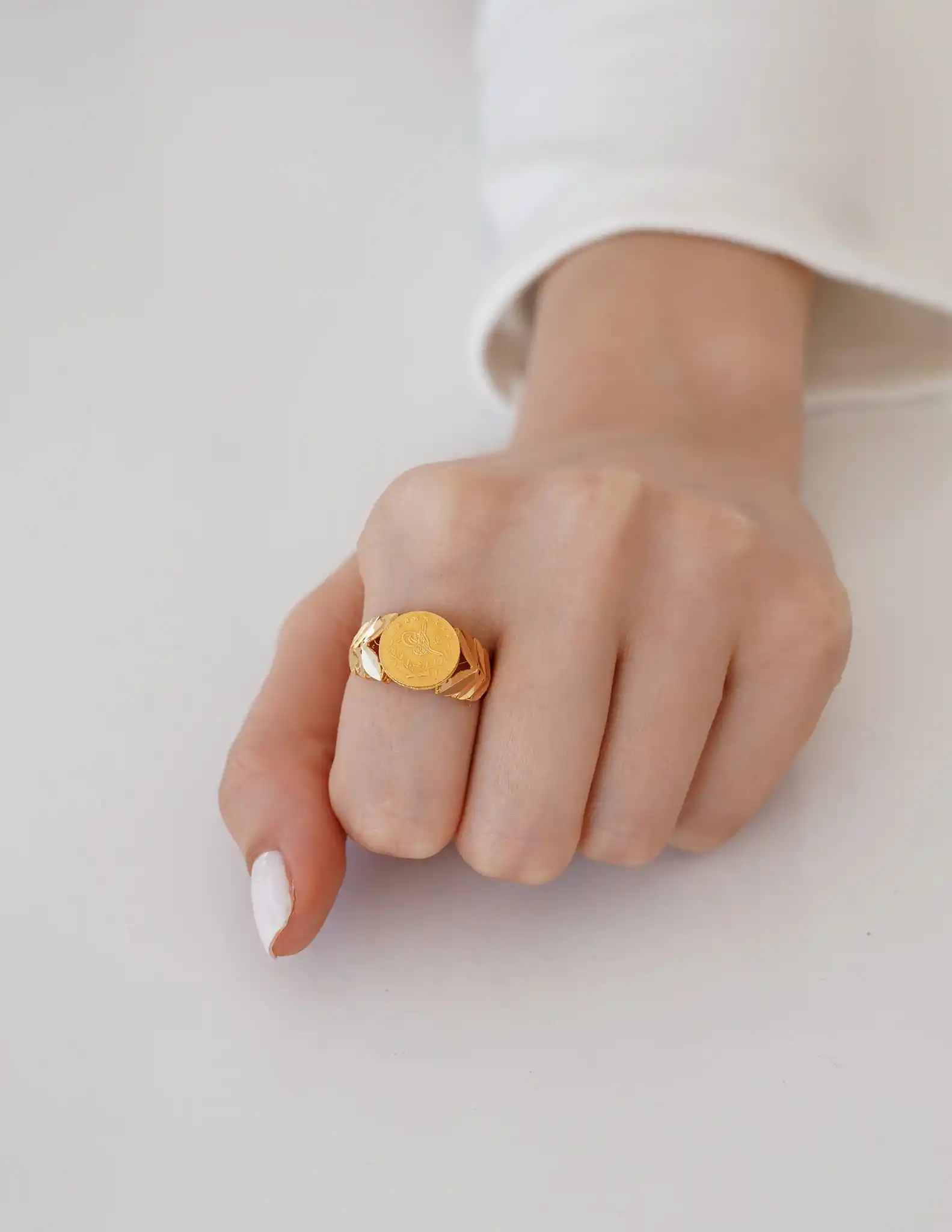 22 Ayar Tuğralı Başak Yüzük