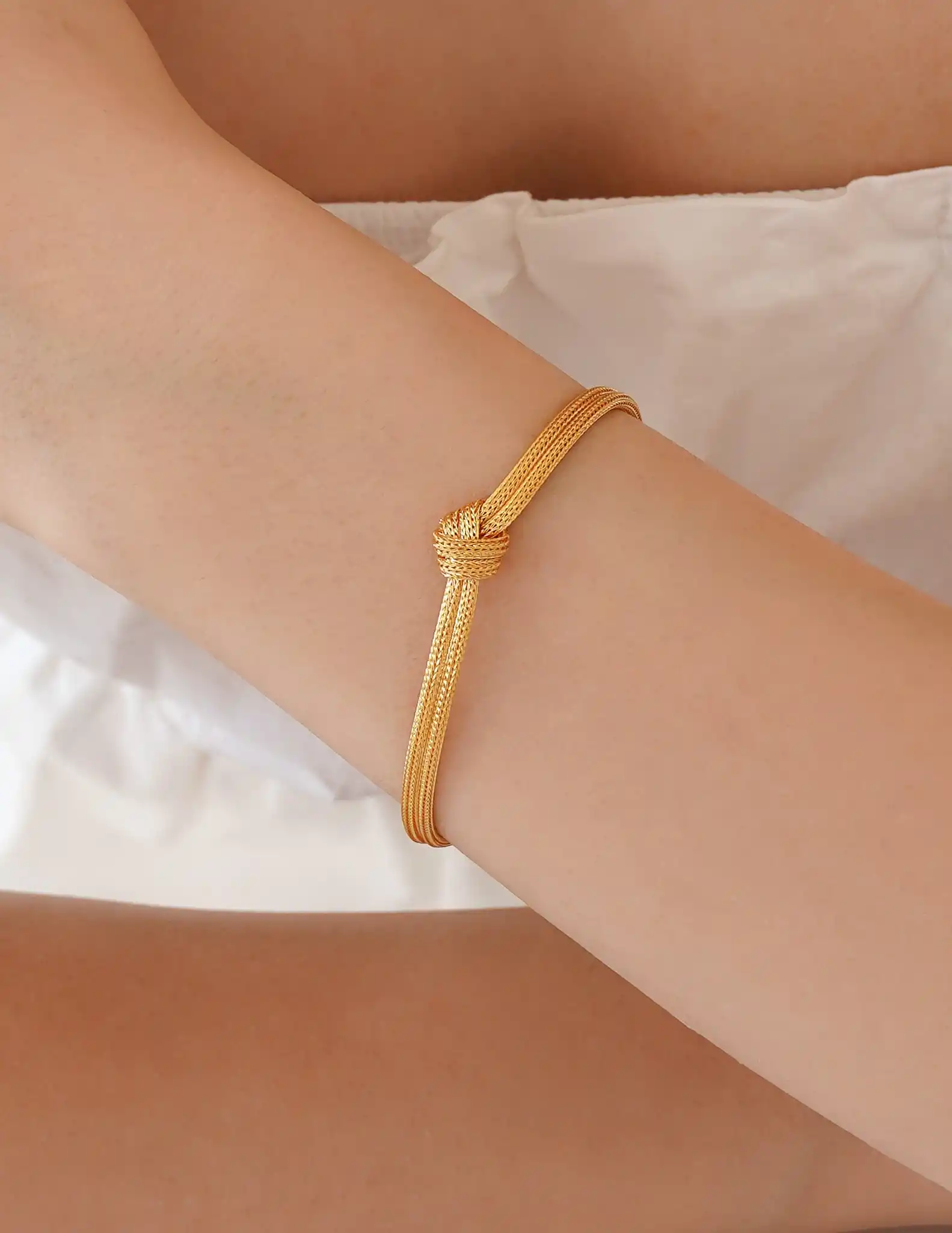 22 Ayar Altın Düğüm Bileklik