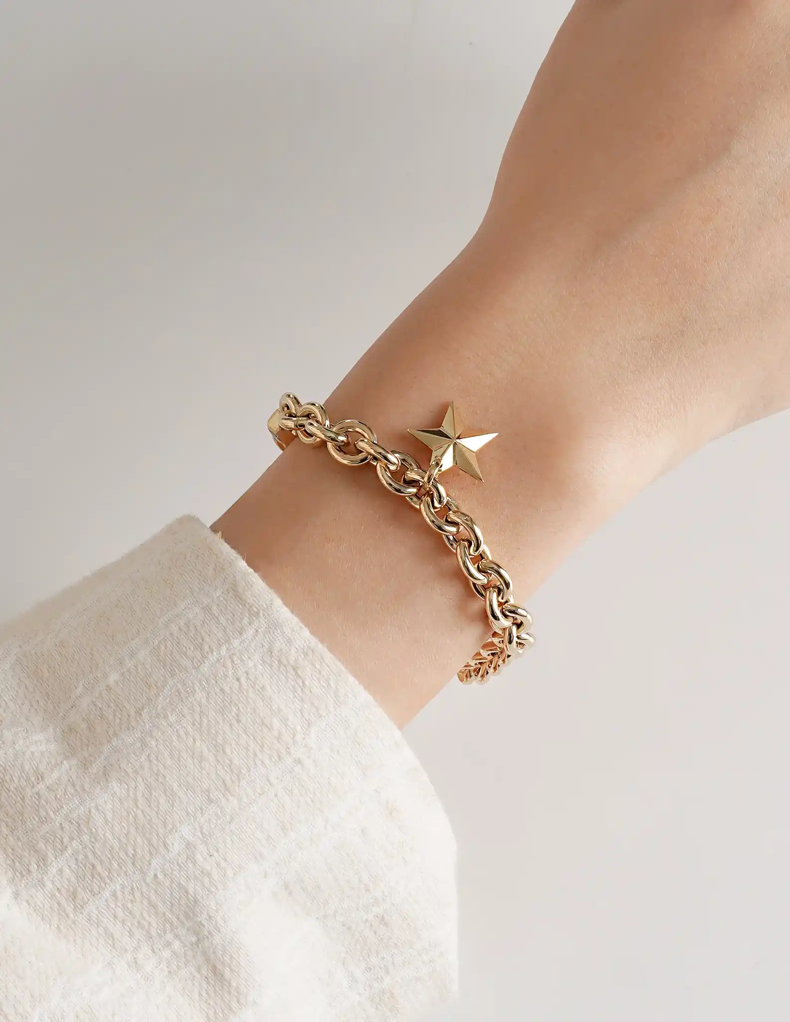Yıldız Sallantılı Zincir Bileklik