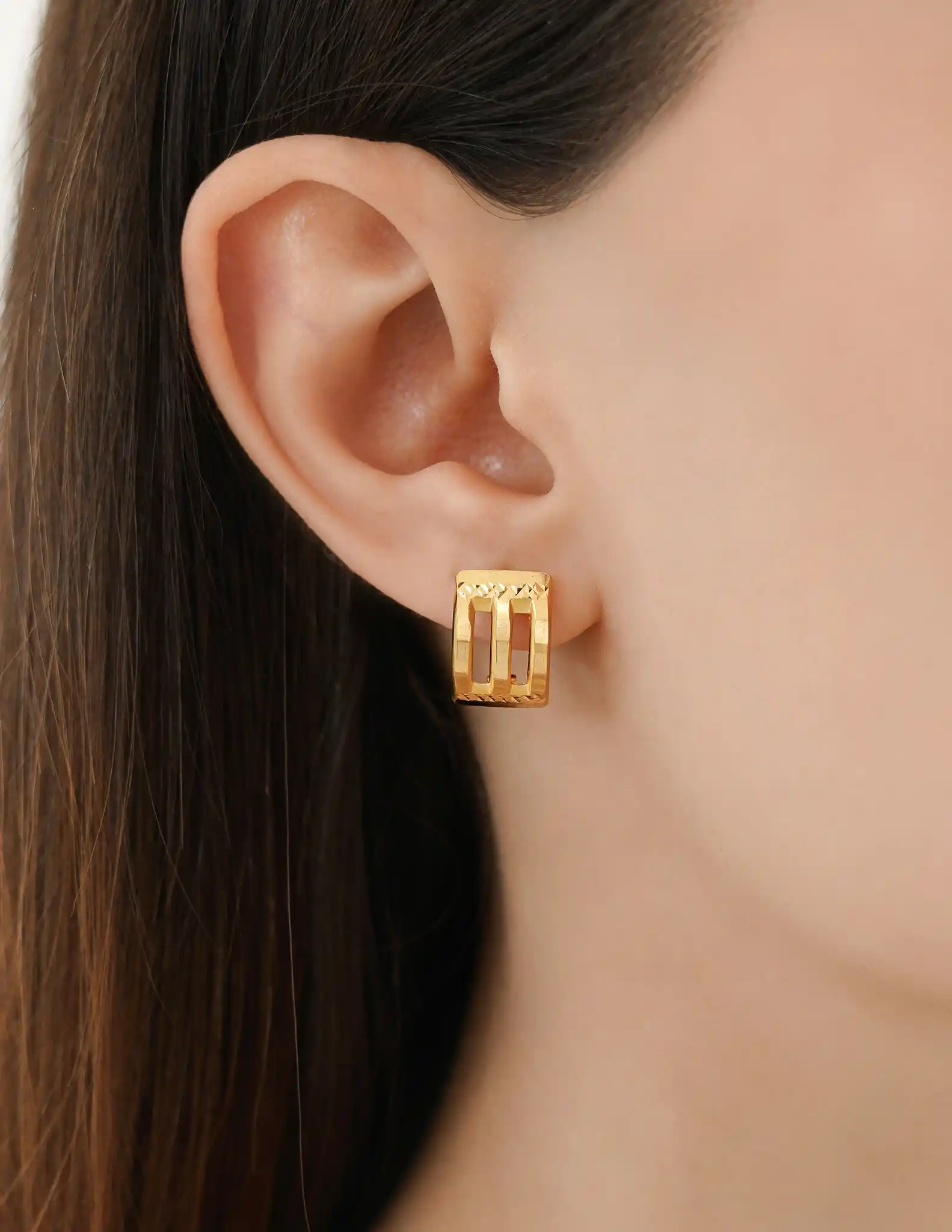 22 Ayar Altın Modern Küpe