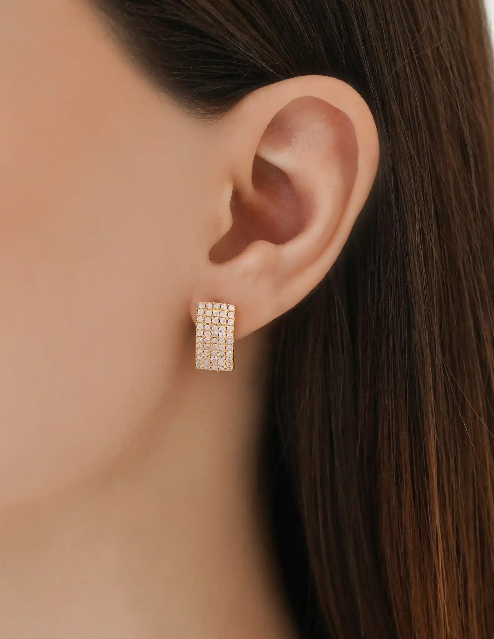 22 Ayar Taşlı Altın Küpe