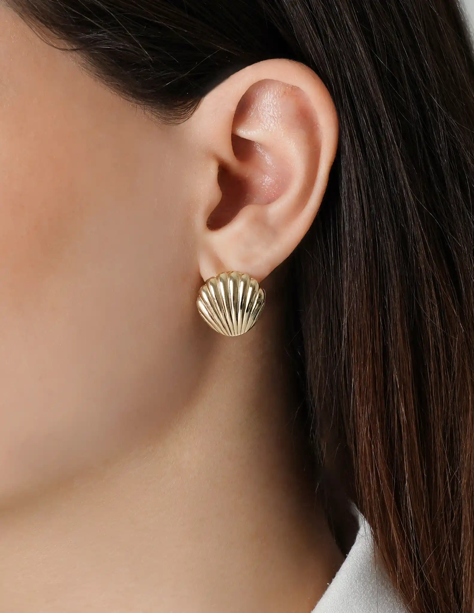 İstiridye Altın Küpe