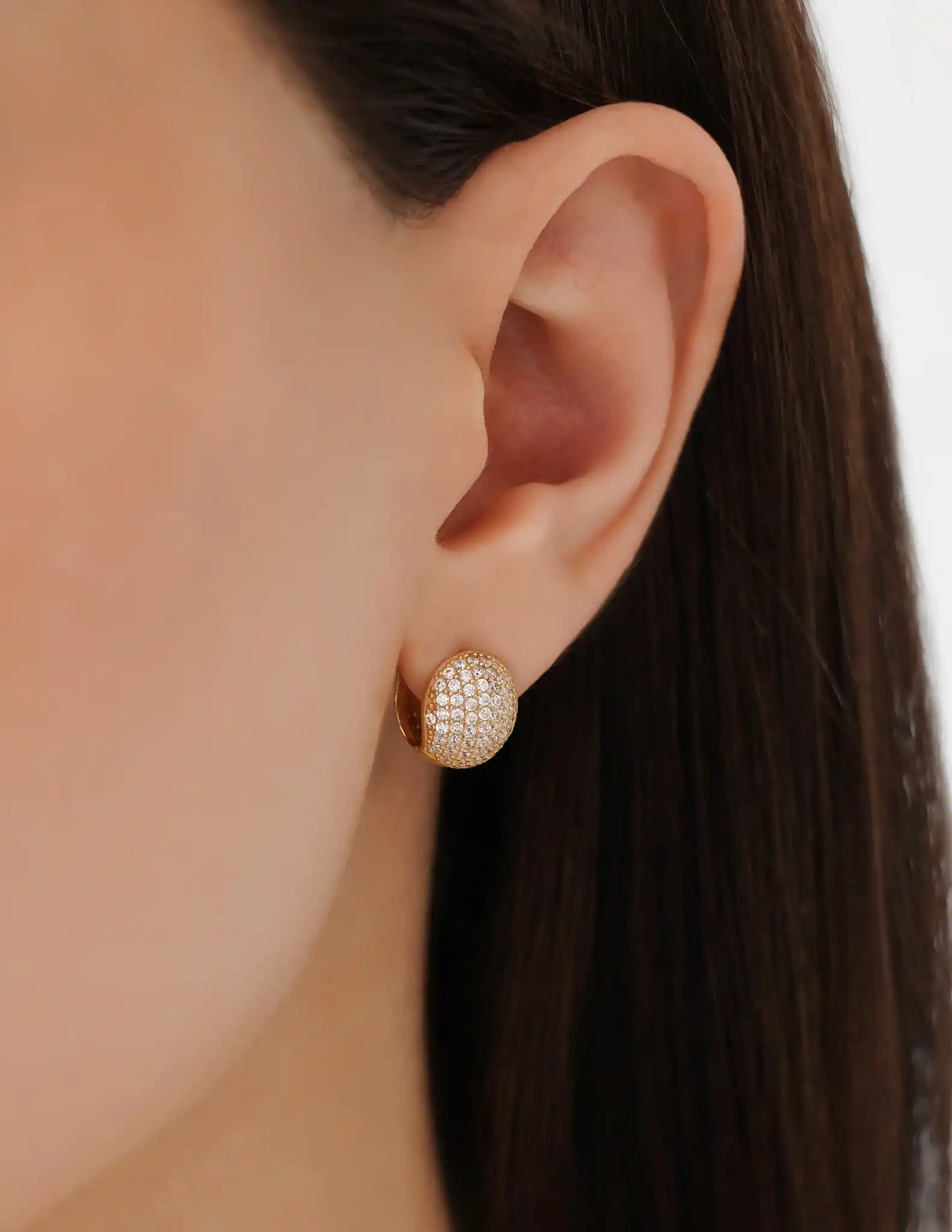 Taşlı Altın Bomb Küpe