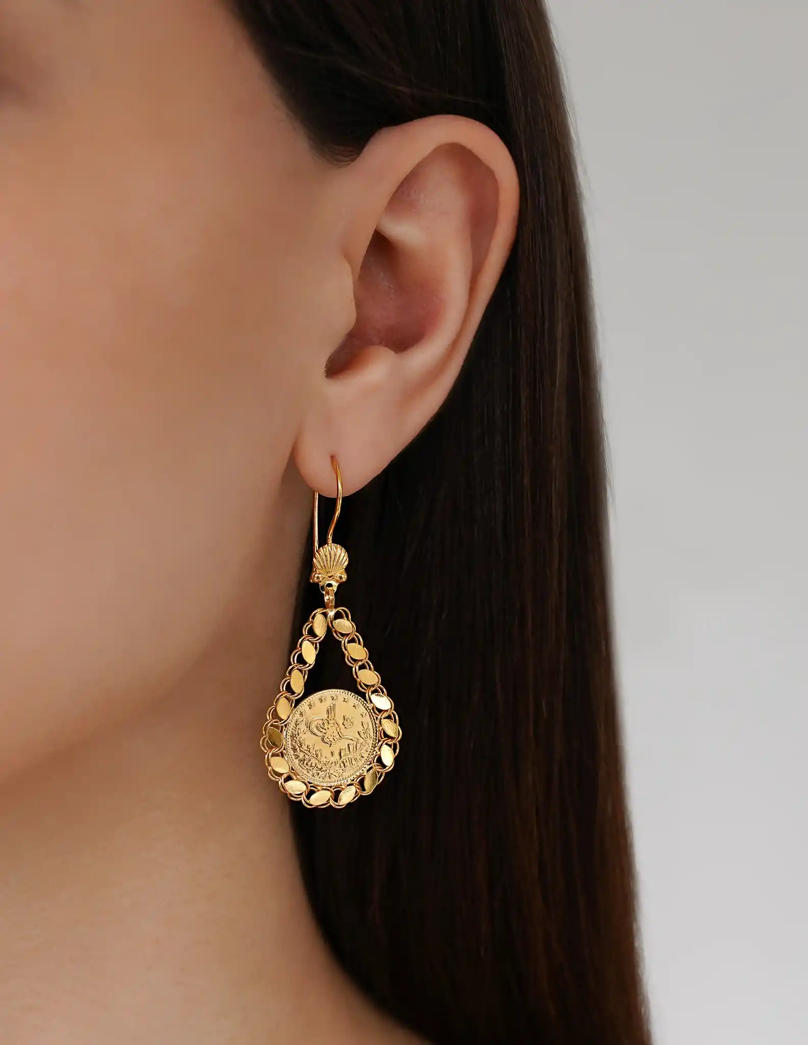 22 Ayar Arpa Zincirli Tuğralı Küpe