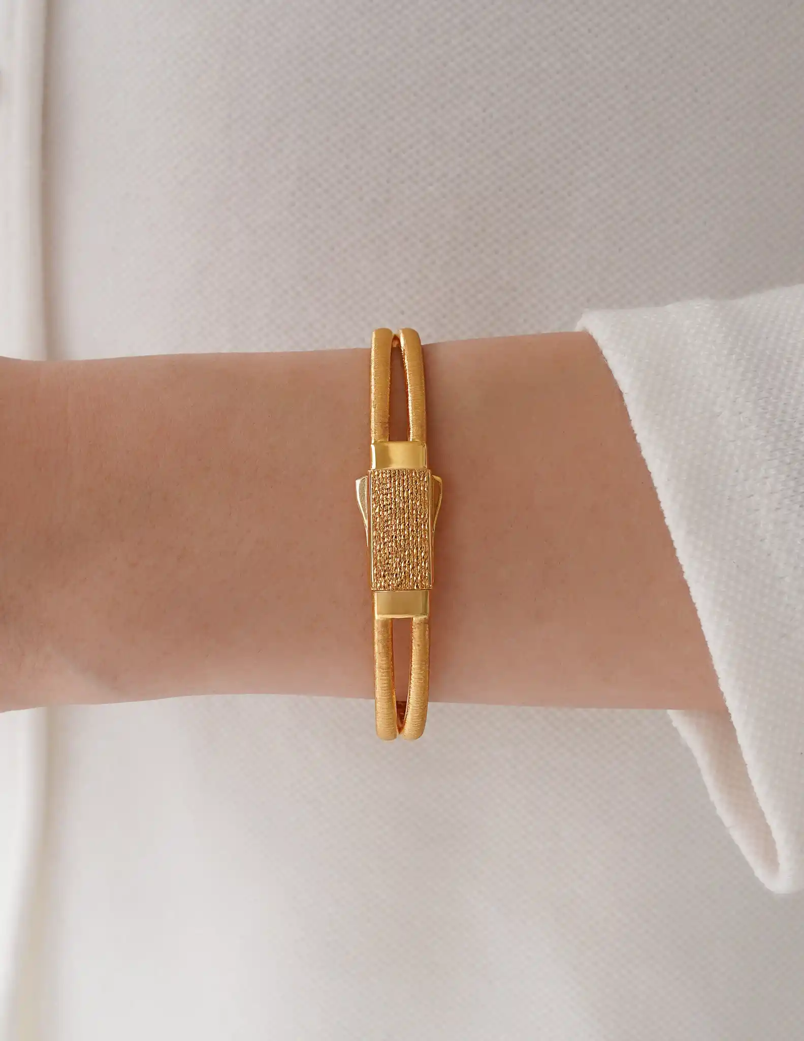 22 Ayar İkili Altın Kelepçe Bileklik