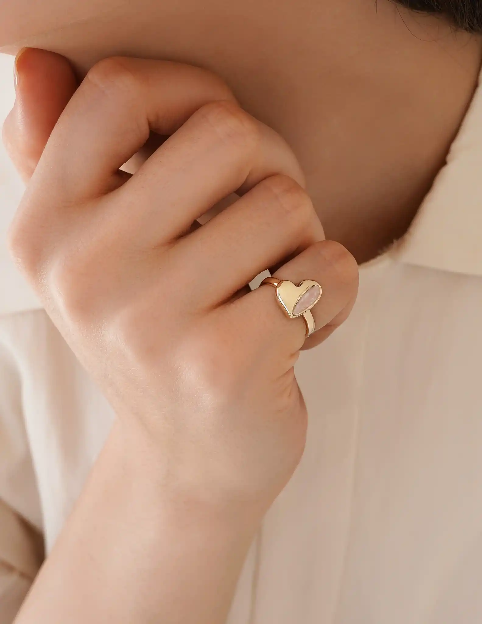 Mineli Kalpli Serçe Parmak Yüzük