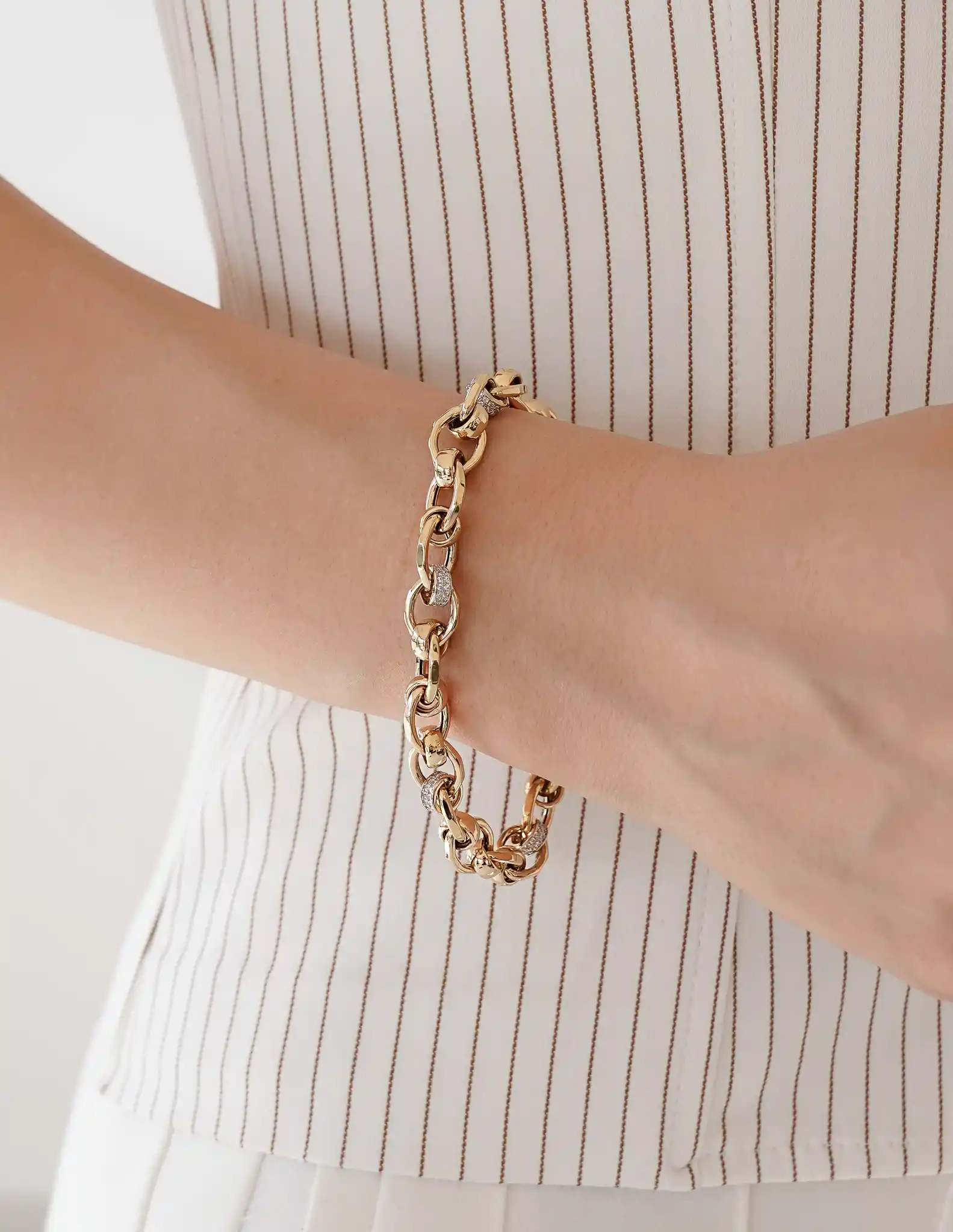 Taş Detaylı Altın Zincir Bileklik