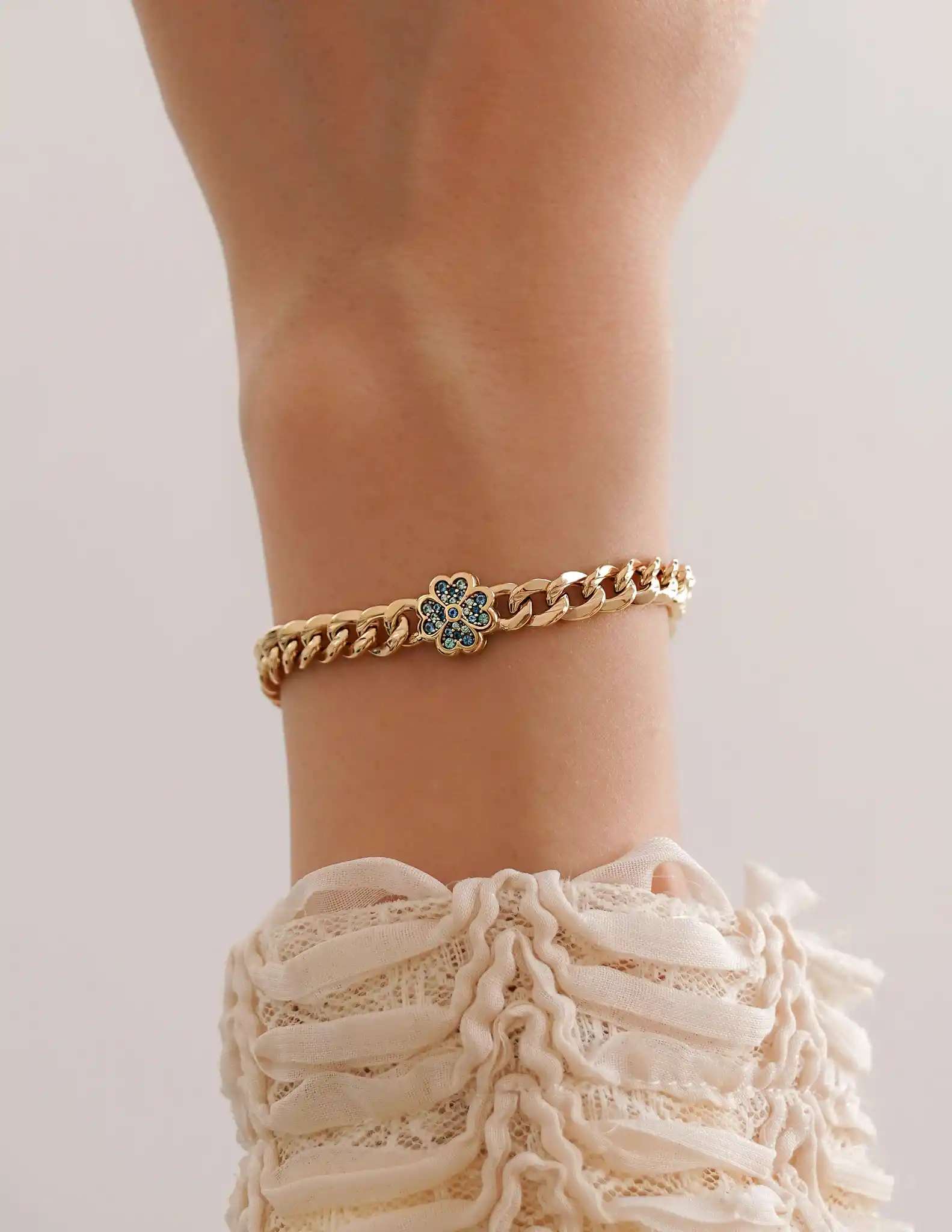 Mavi Taşlı Yoncalı Gurmet Zincir Bileklik