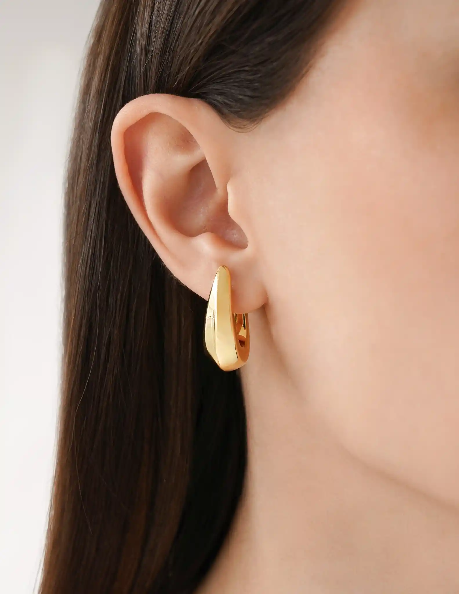 Bold Oval Halka Küpe