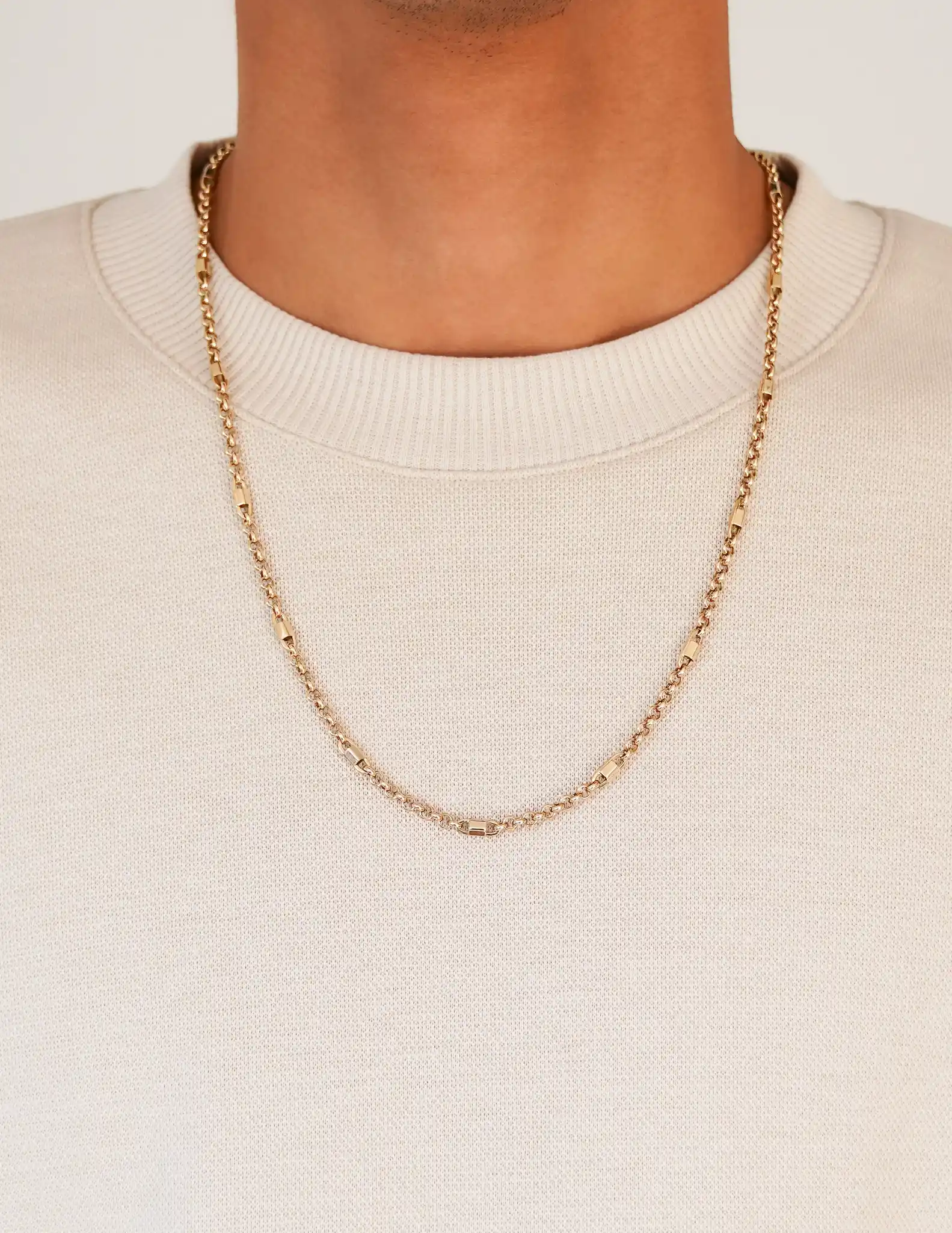 Küp Detaylı Altın Erkek Zincir