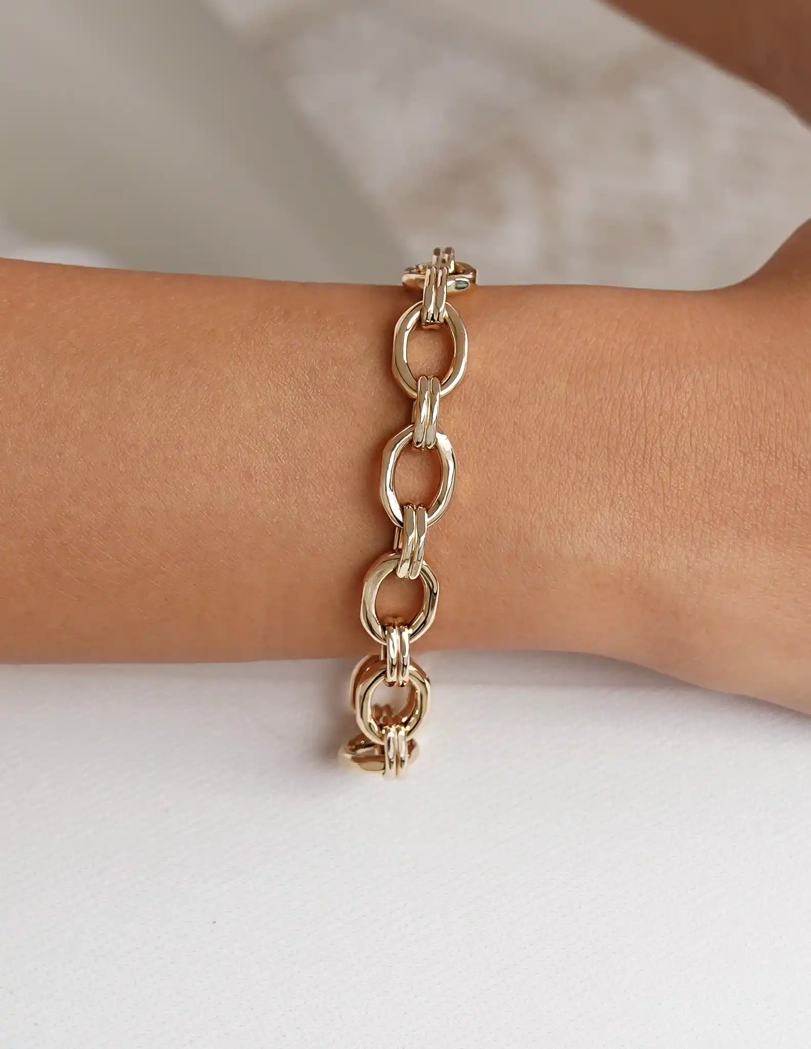 Oval Halkalı Zincir Bileklik