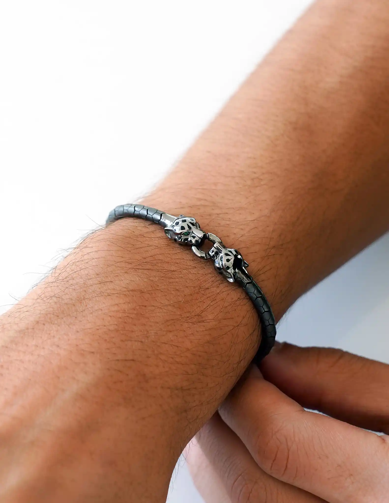 Puma Figürlü Altın Bileklik