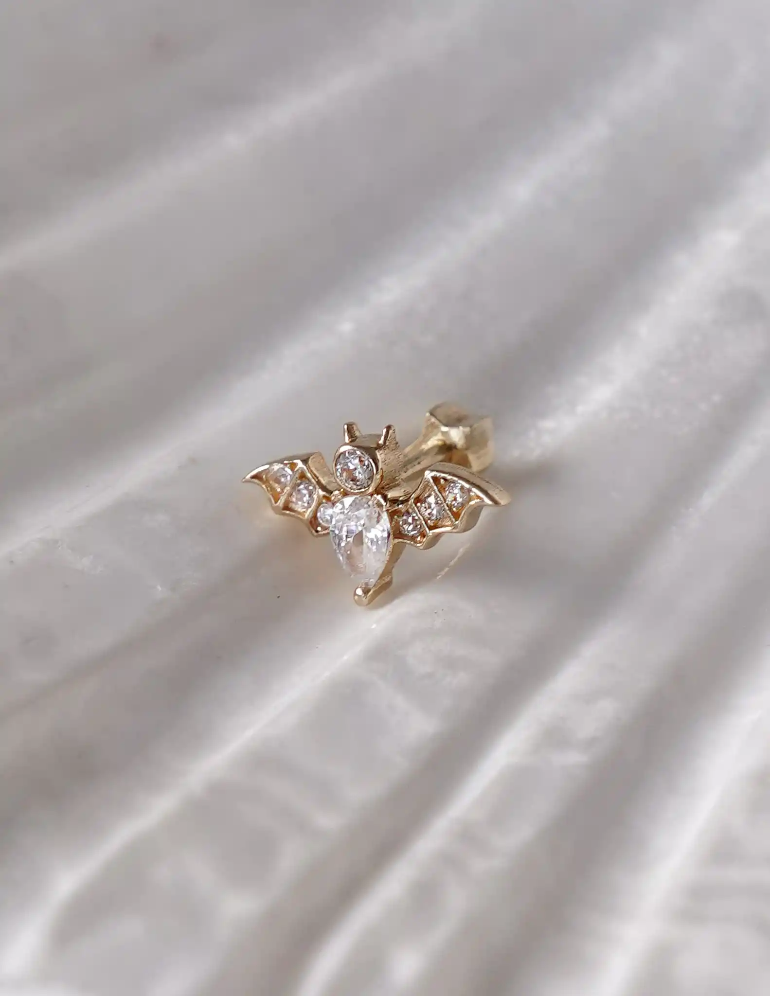 Yarasa Tragus Piercing