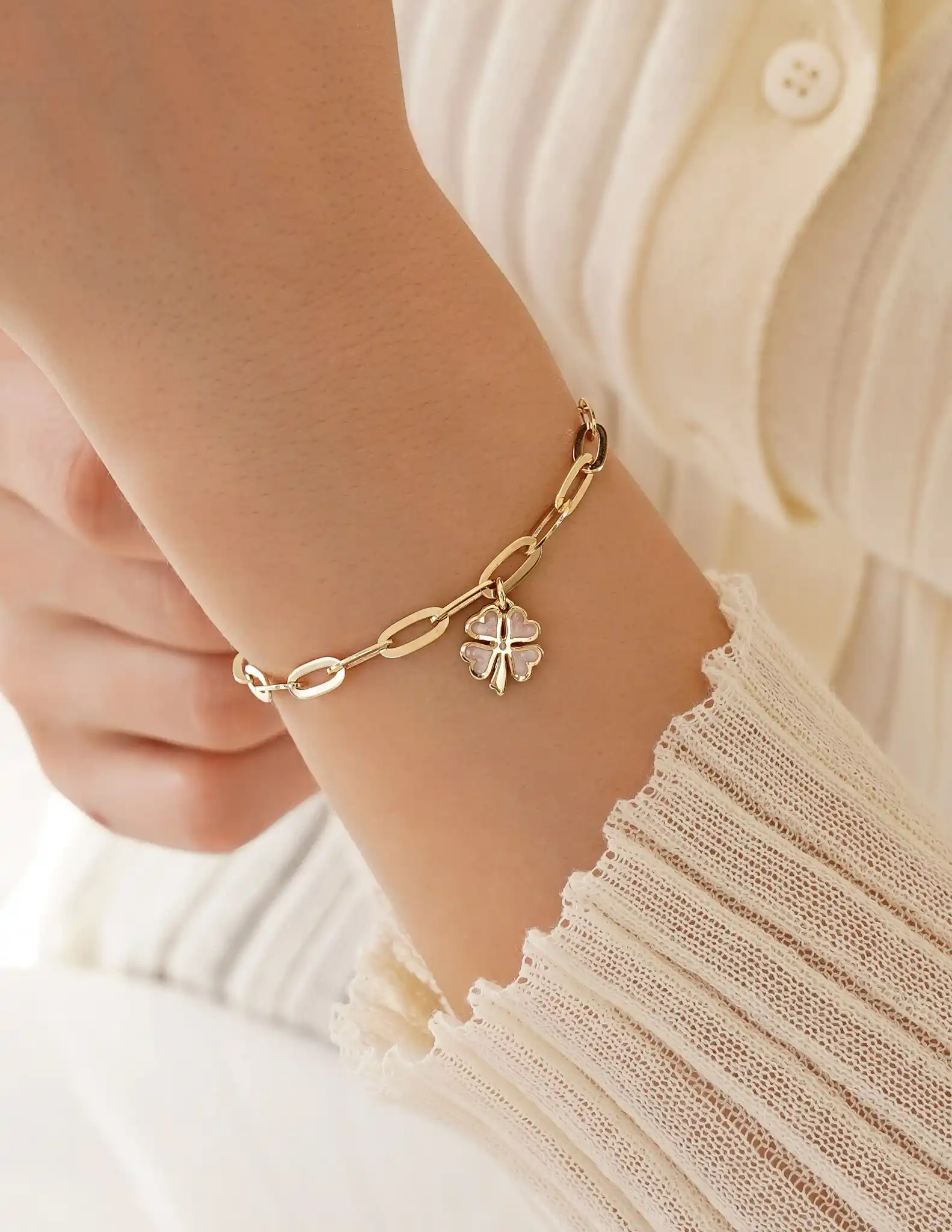 Yonca Sallantılı Ataç Zincir Bileklik