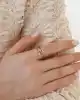 Tria Taşlı Altın Yüzük