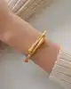 22 Ayar Altın Çizgili Kelepçe Bileklik