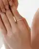 Taşlı Minimal Altın Yüzük
