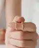 Mini Taşlı Altın Tasarım Küpe