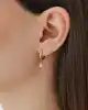 Taşlı Yaprak Sallantılı Altın Küpe